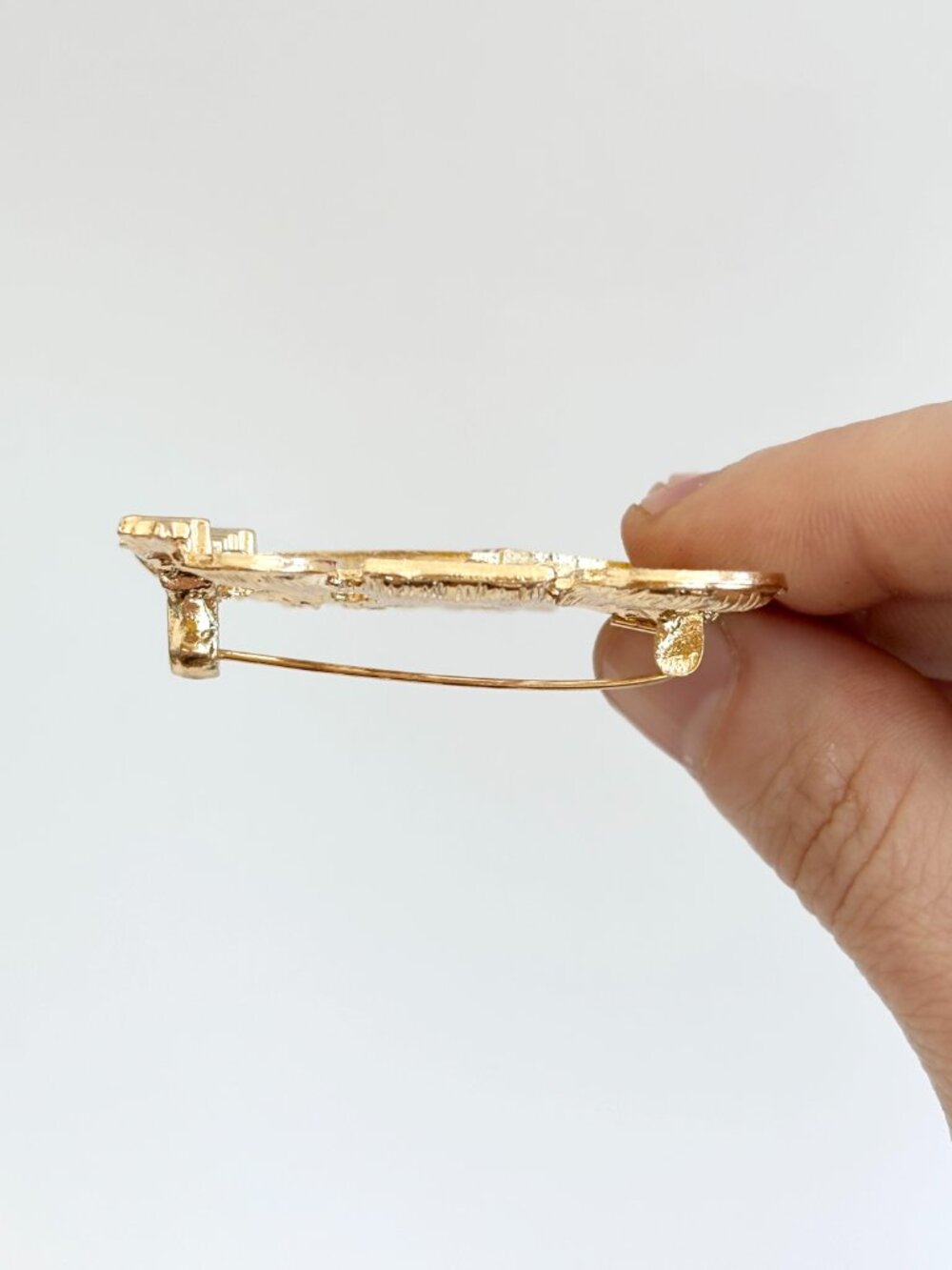 Patriotic American Flag USA 250th Anniversary July 4th Gold Toned Brooch Pin - Picture 10 of 13